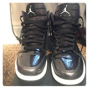 Air Jordan 1 Retro High BG